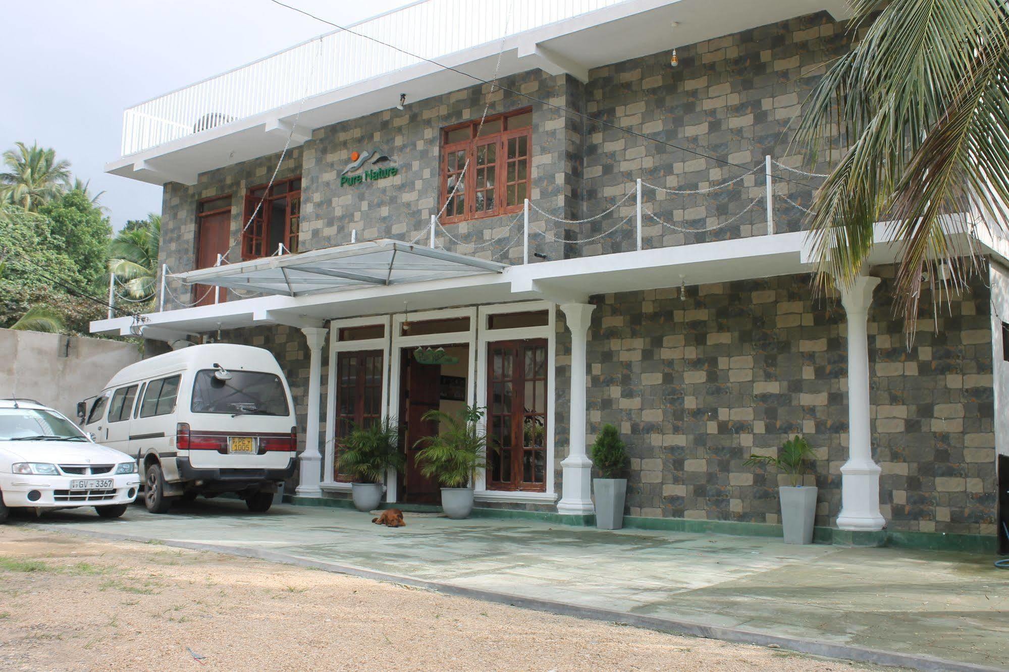 Pure Nature Hotel 캔디 외부 사진